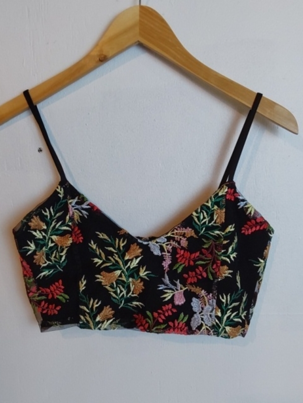 Urban Outfitters|Pins & Needles Floral Embroidered Black Crop Top Bralette M